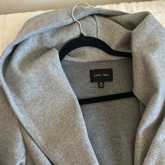 Grey coat - Picture 3 of 4